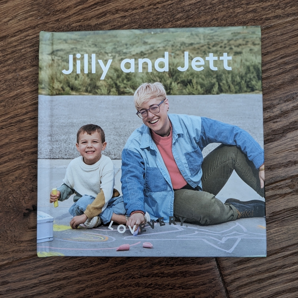 Lovevery Jilly and Jett Book
